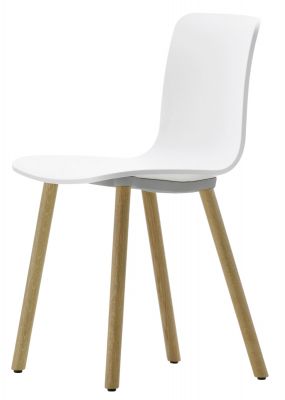 Weißer Hal RE Wood Chair Stuhl von Vitra mit Holzbeinen, moderner Designstuhl für Esszimmer.